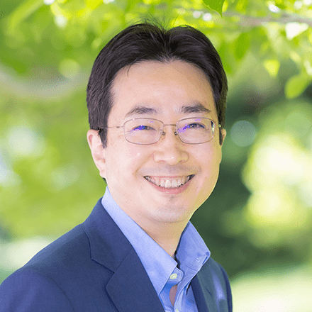 伊藤教授の顔写真
