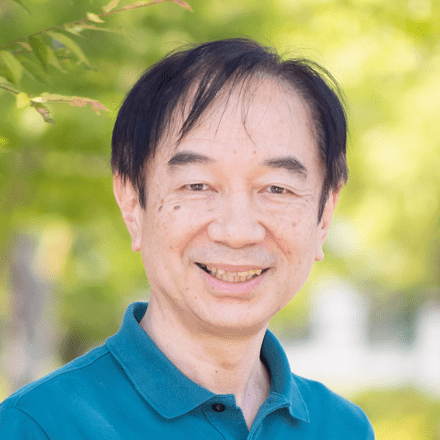 稲垣教授の顔写真