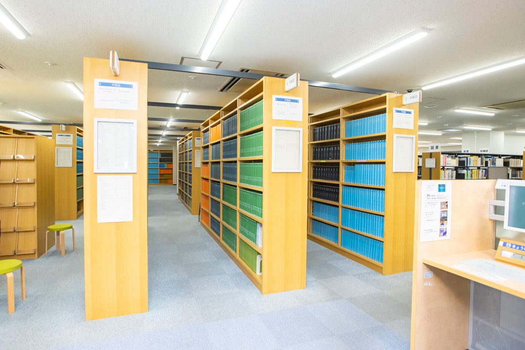 附属図書館の写真2