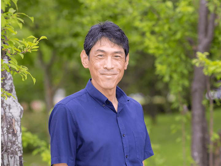 出村教授の写真