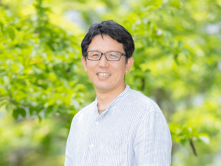 郷 准教授の写真