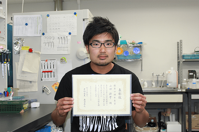 バイオサイエンス研究科遺伝子発現制御研究室の山田壮平さん(博士後期課程2年)が「第5回細胞競合コロキウム」より優秀口頭発表賞を受賞