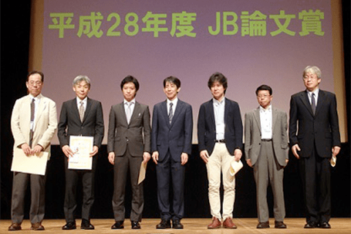 バイオサイエンス研究科ストレス微生物科学研究室の高木博史教授が公益社団法人日本生化学会の平成28年度「JB論文賞」を受賞